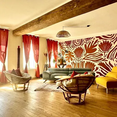 Holiday home Domaine De La Poule Noire Egreville