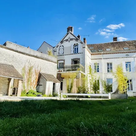Holiday home Domaine De La Poule Noire Egreville